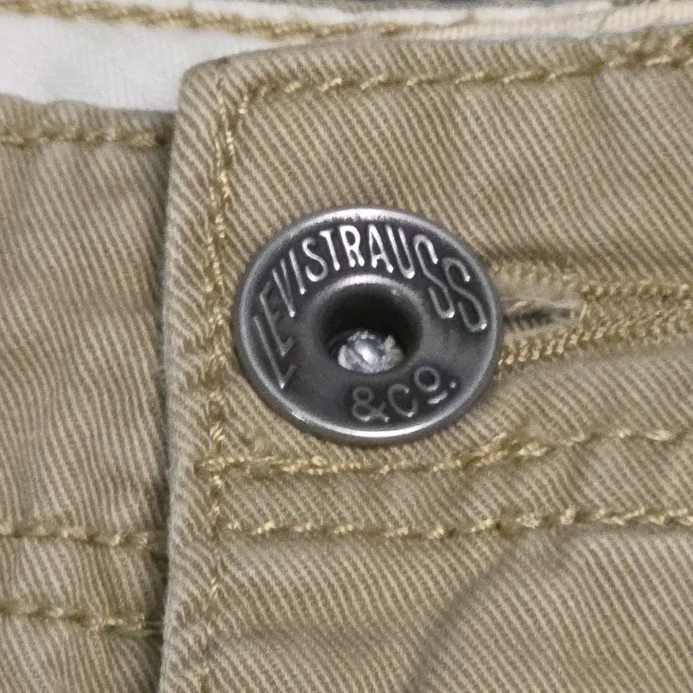 Vintage Y2K Levi's Khaki Cargo Wide-Leg (10.5" Leg Open) Pants Men's 36x32... - Picture 7 of 10